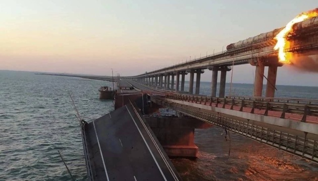 У СБУ не коментують причетність до вибухів на Кримському мосту