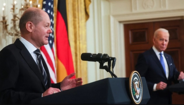 USA und Deutschland sagen Ukraine Unterstützung „so lange wie nötig“ zu