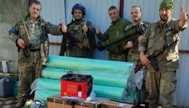 ФК «Динамо» (Київ) продовжує допомагати українській армії