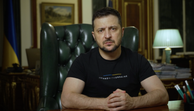 «Їх убили російські зброя та ненависть»: Зеленський показав відео з дітьми, чиї життя забрав ворог