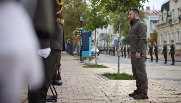 President Zelensky honors memory of fallen warriors