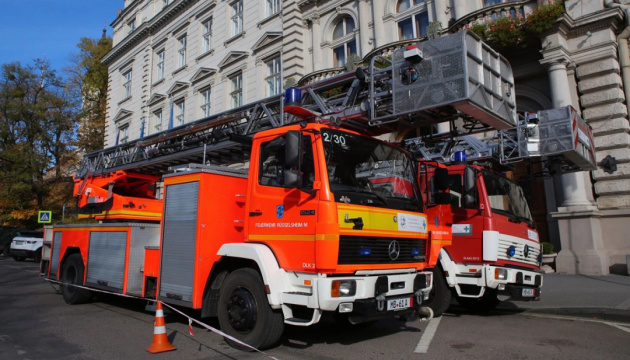 Німецькі благодійники передали львівським рятувальникам техніки та обладнання на ₴5 мільйонів