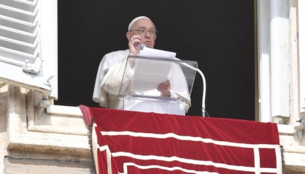 Папа Римський закликав приєднатися до нього у молитві за мир в Україні