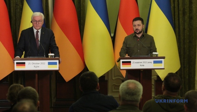 Зеленський запевняє, що Німеччина однаково з Україною оцінює російські загрози