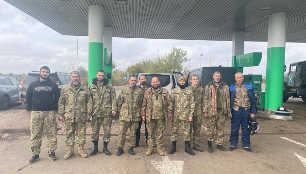 Відбувся черговий обмін полоненими - додому повернулись 10 українських воїнів