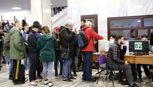 У Казахстані росіяни масово подають заявки на отримання місцевих ідентифікаційних номерів – ЗМІ