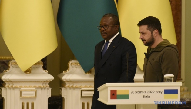 Зеленський обговорив з президентом Гвінеї-Бісау організацію саміту «Україна – Африка»