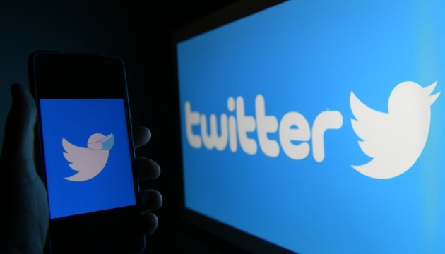 Працівники Twitter подали до суду через заплановані Маском скорочення – Bloomberg