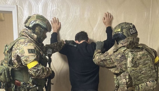 На Дніпропетровщині викрили агента рф, який шпигував за позиціями HIMARS та М777