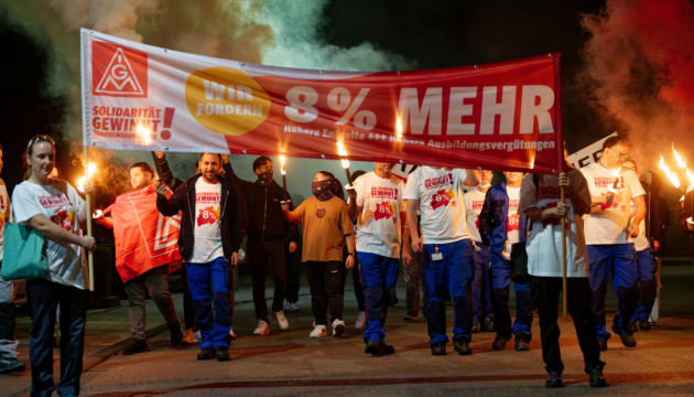 У Німеччині страйкують металурги й працівники електропромисловості