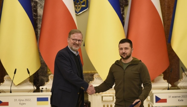 チェコ政府代表団がキーウ訪問　ウクライナ大統領らと会談