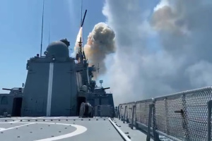Russia keeps three missile carriers off Crimea coast combat ready
