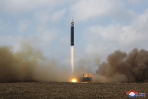 Північна Корея запустила дві балістичні ракети в бік Японського моря