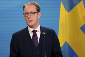 Глава МЗС Швеції заявив, що привіз до Києва «проривний» пакет допомоги