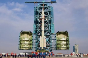 Китай запустив на власну космічну станцію ще трьох тайконавтів