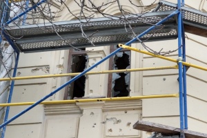 російський загарбник сам задокументував крадіжку картин із херсонського музею