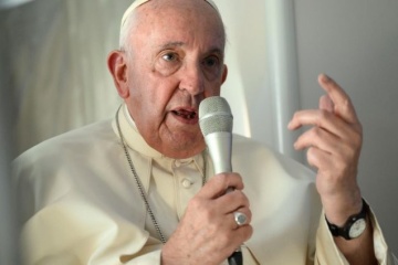 Le Pape François appelle à la paix en Ukraine 
