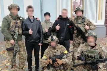 Drei Marinesoldaten kehren aus russischer Gefangenschaft zurück