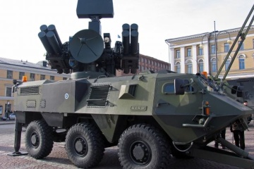 Francia entrega a Ucrania dos baterías de sistemas de defensa aérea Crotale y dos lanzacohetes múltiples
