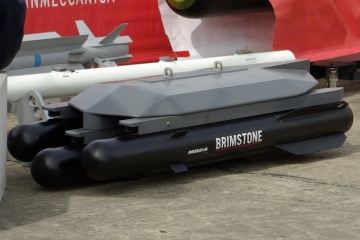 英国、ウクライナにレーザー誘導ミサイル「ブリムストーン２」を提供