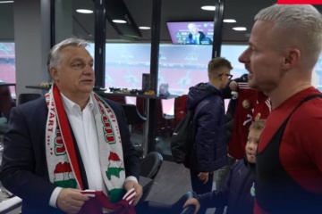 Ukraine responds to Orban's wearing scarf with map of 'Greater Hungary'