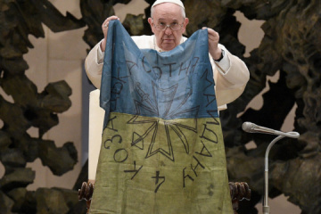 Le Pape François exprime son soutien aux Ukrainiens dont la vie a basculé dans «une mer de mal et de douleur»