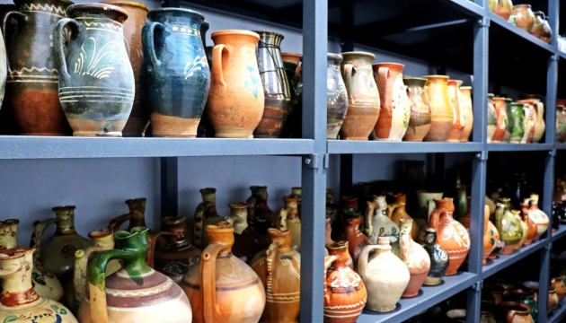 У Закарпатському музеї народної архітектури та побуту модернізували сховище кераміки