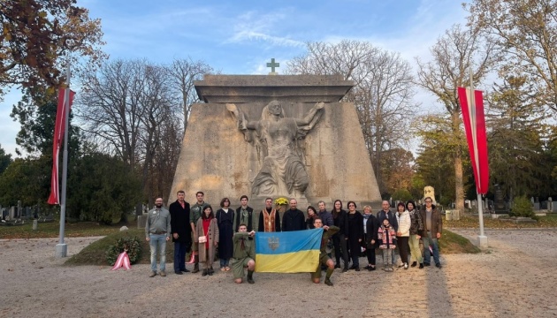У Відні освятили пам'ятник на могилі дипломата УНР Старосольського