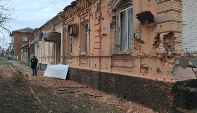 Am vergangenen Tag töteten Russen 10 und verwundeten 18 Zivilisten in der Ukraine