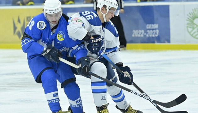 «Кременчук» розгромив у Калуші «Легіон» у хокейному чемпіонаті України