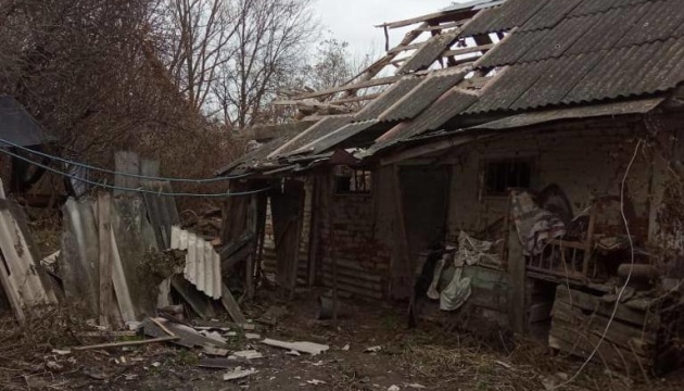 Ворог впродовж години обстрілював прикордонне село на Сумщині, пошкоджені будинки