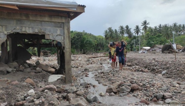 Кількість загиблих унаслідок шторму на Філіппінах сягнула 155