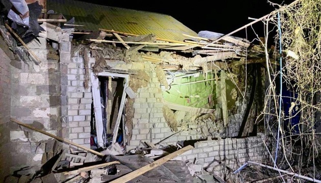Russians hit Nikopol district with heavy artillery thrice at night