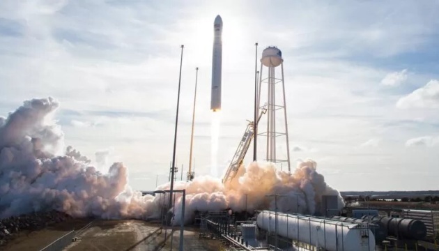 El cohete ucraniano-estadounidense Antares pone en órbita la nave de carga Cygnus