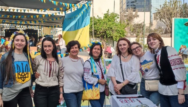 У Перу відбувся благодійний ярмарок «Українські смаки»