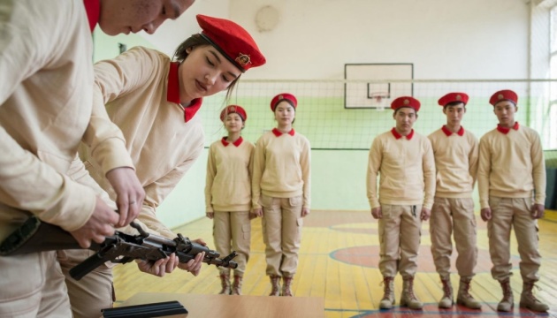 Russian invaders continue ideologically brainwashing Ukrainian children