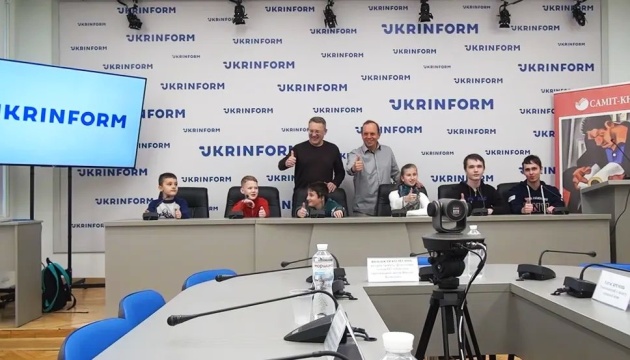 В Україні започатковано програму співпраці американських та українських школярів «Діти для дітей»
