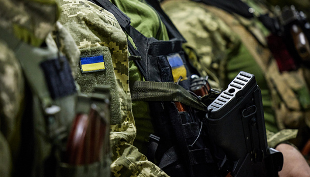 EU launches military assistance mission for Ukraine