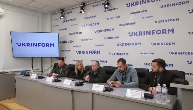 Презентували благодійний фонд допомоги білоруським добровольцям, які воюють за Україну
