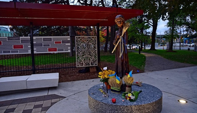 Українців запросили на вшанування жертв Голодомору, що відбудеться у Торонто