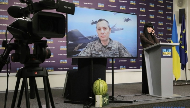 ウクライナ空軍、露エンゲリス飛行場での爆発につき「侵略の結果だ」