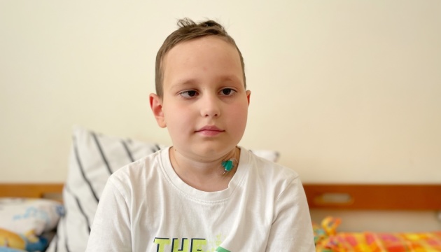 У Львові рятують 10-річного хлопчика з раком мозку, якого відмовилися оперувати за кордоном
