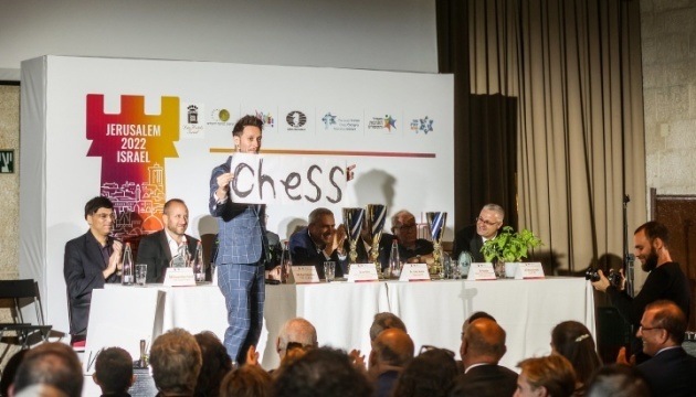 Українські шахісти не засиділися на старті…