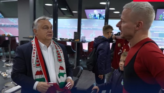 Ukraine responds to Orban's wearing scarf with map of 'Greater Hungary'