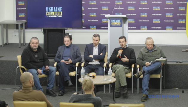 Як змінилось і як змінюється українське суспільство під час війни?