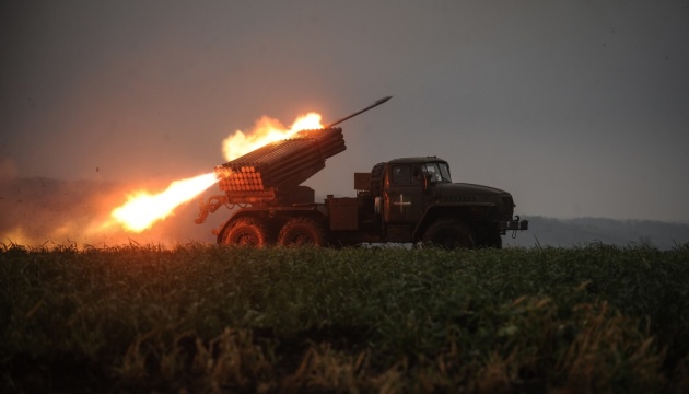Ukraine’s missile, artillery units strike four enemy clusters