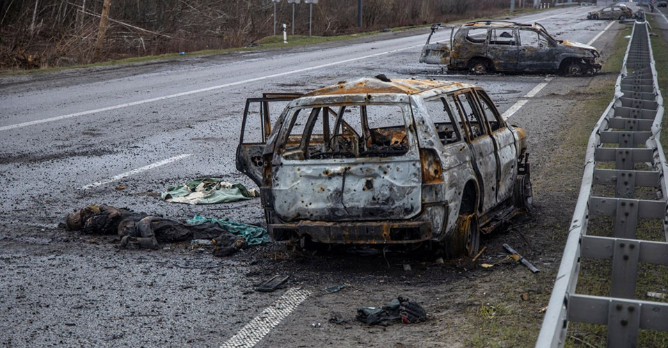 Цивільні автівки, знищені окупантами на Житомирській трасі