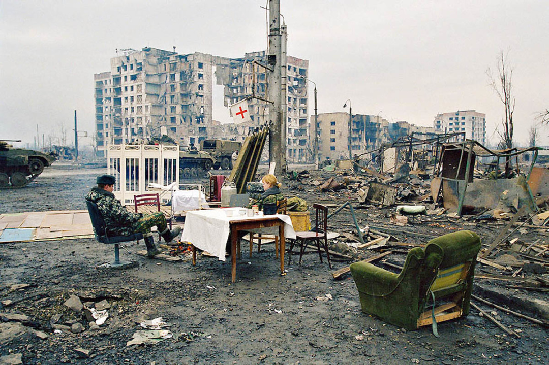Наслідки Другої чеченської війни. Грозний, площа Хвилинка, 4 лютого 2000 року