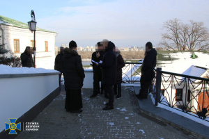 ウクライナ保安庁、ペチェルシク大修道院聖職者に容疑伝達　「ロシアの世界」を賛美