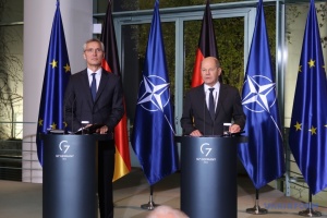 НАТО має координувати захист підводної інфраструктури - Шольц